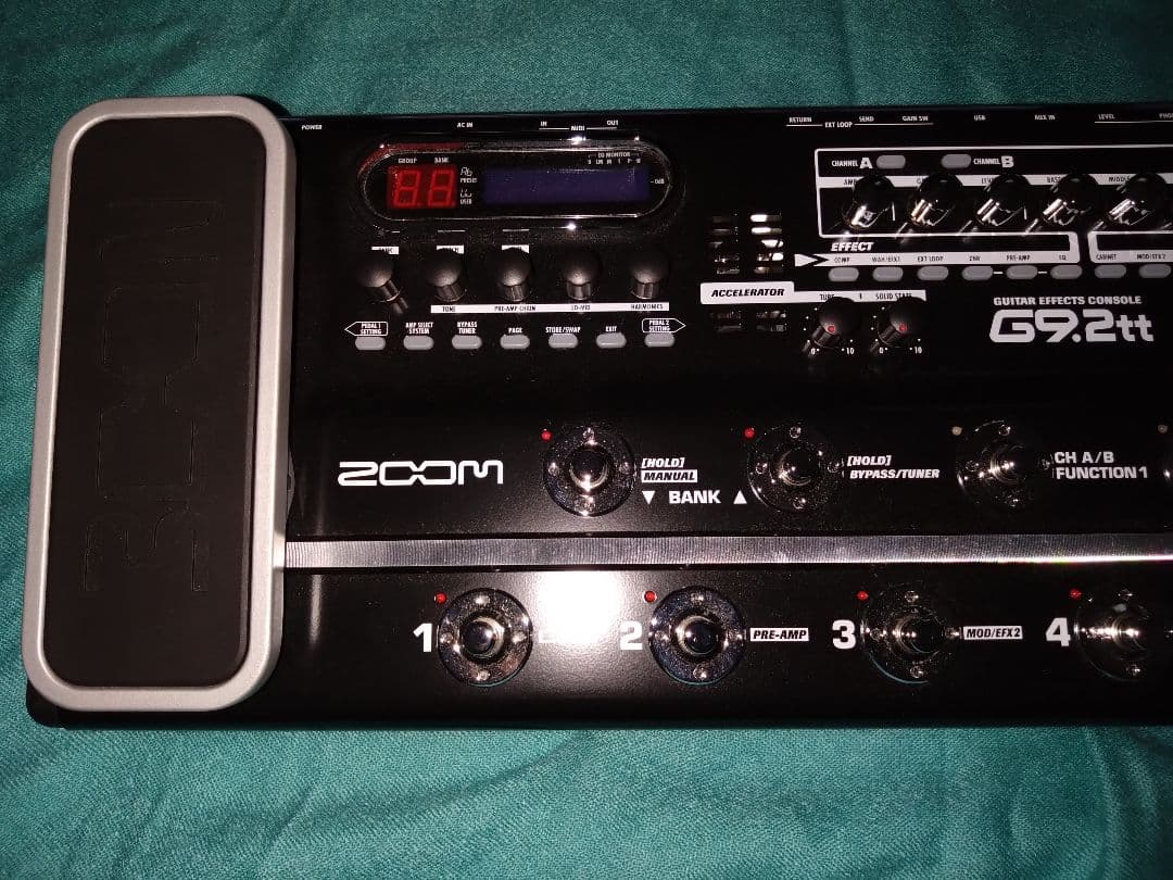 Zoom G9.2tt マルチエフェクター