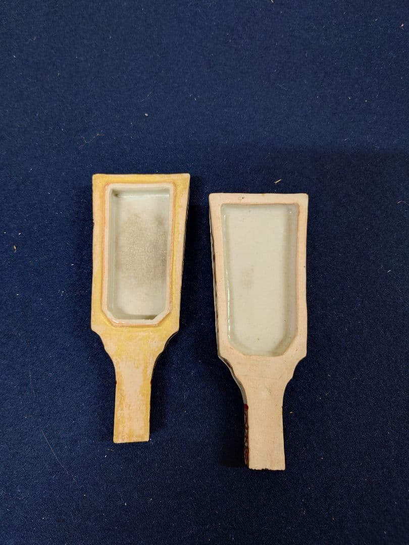 阿山人作　羽子板香合　共箱