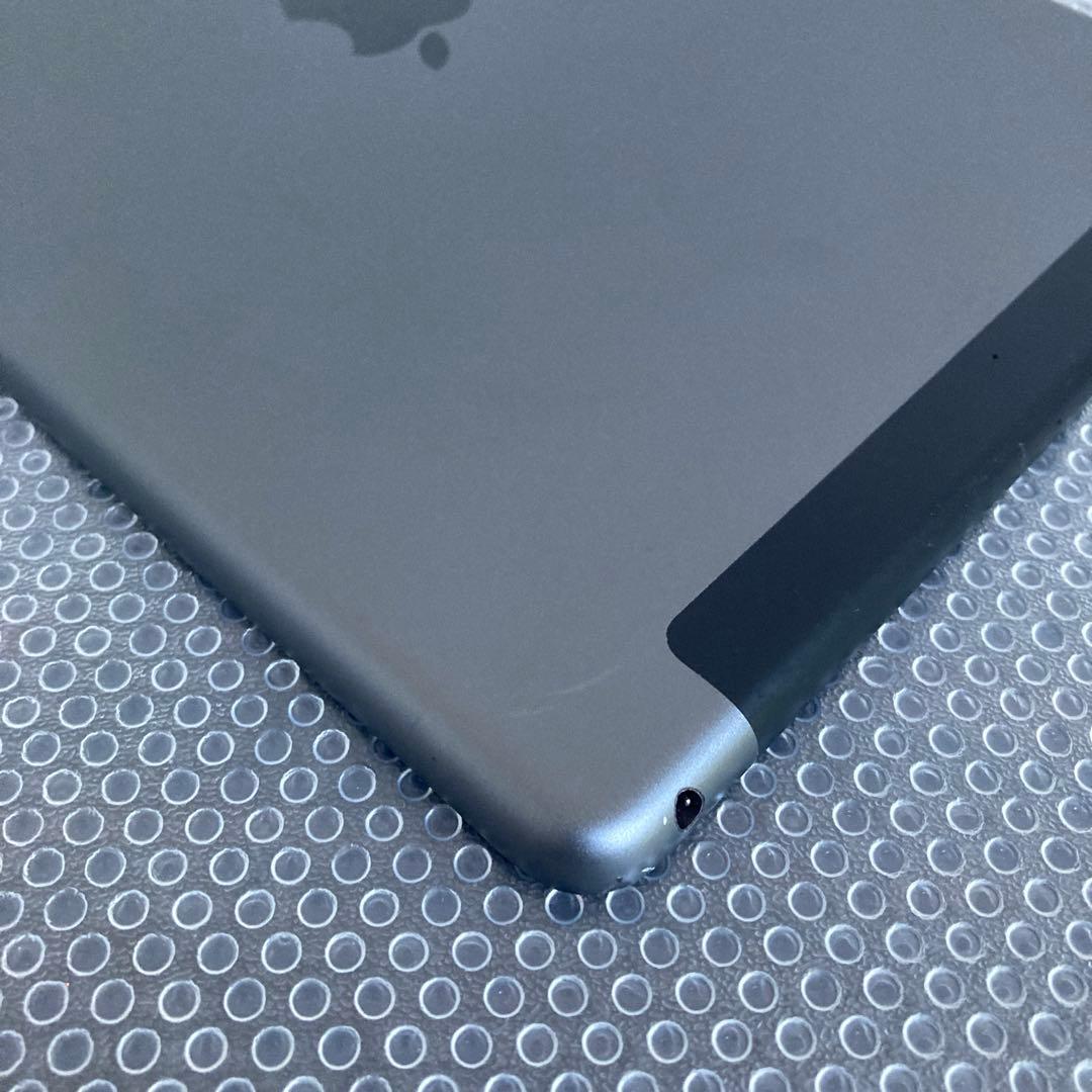 3564【早い者勝ち】iPad8 第8世代 32GB SIMフリー☆