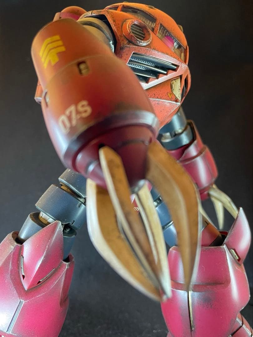 バンダイMG 1/100シャア専用ズゴックMSM-07S全塗装完成品