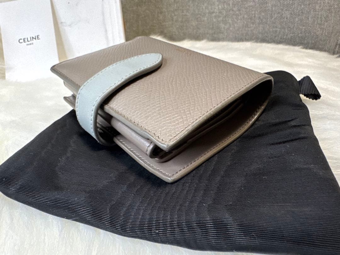 CELINE セリーヌ スモールストラップウォレット ペブル ミネラル