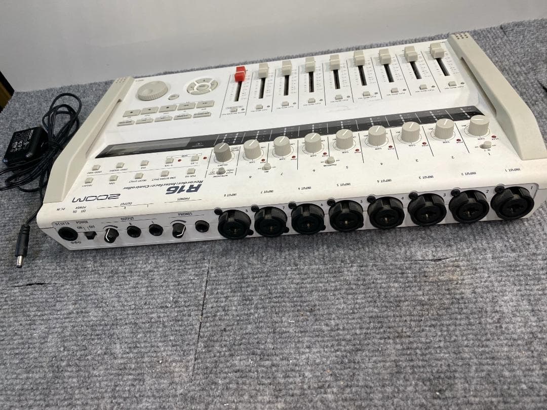ZOOM R16 MTR マルチトラックレコーダー