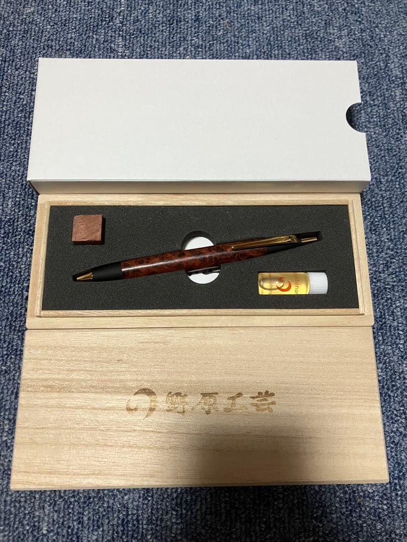 野原工芸　本店限定特上花梨瘤杢　スタンダードボールペン