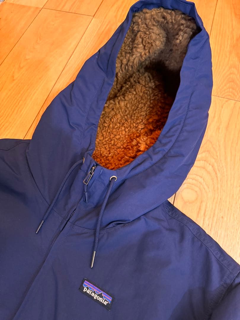 パタゴニア ラインド イスマス フーディpatagonia ネイビー Lサイズ