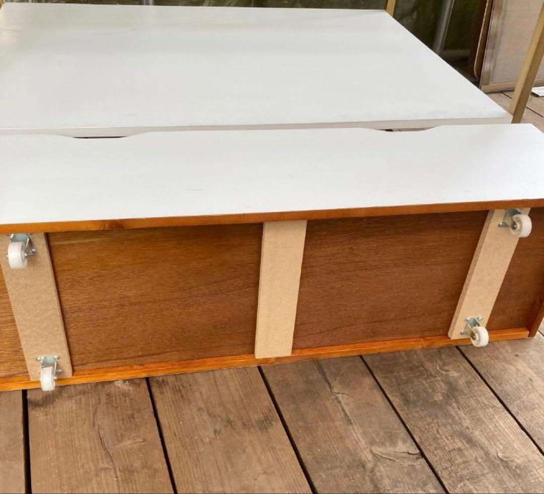 【引き取り限定】定価11万以上！店舗什器　トロッコ引き出し付き　３段テーブル