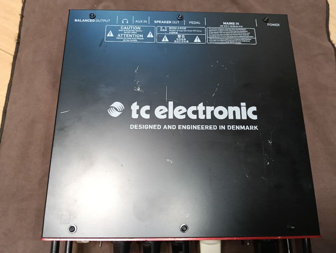 ベース tc electronic BH250