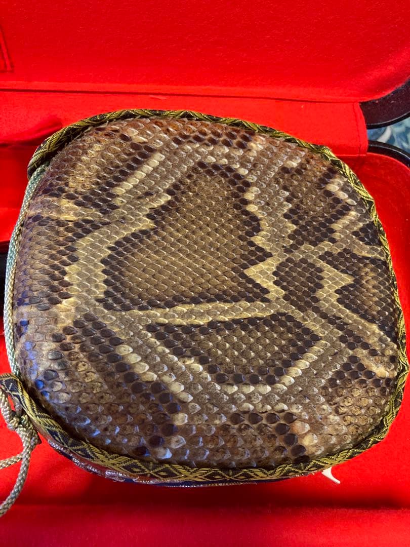 と*や様 ヘビ革 三線 本体　古い