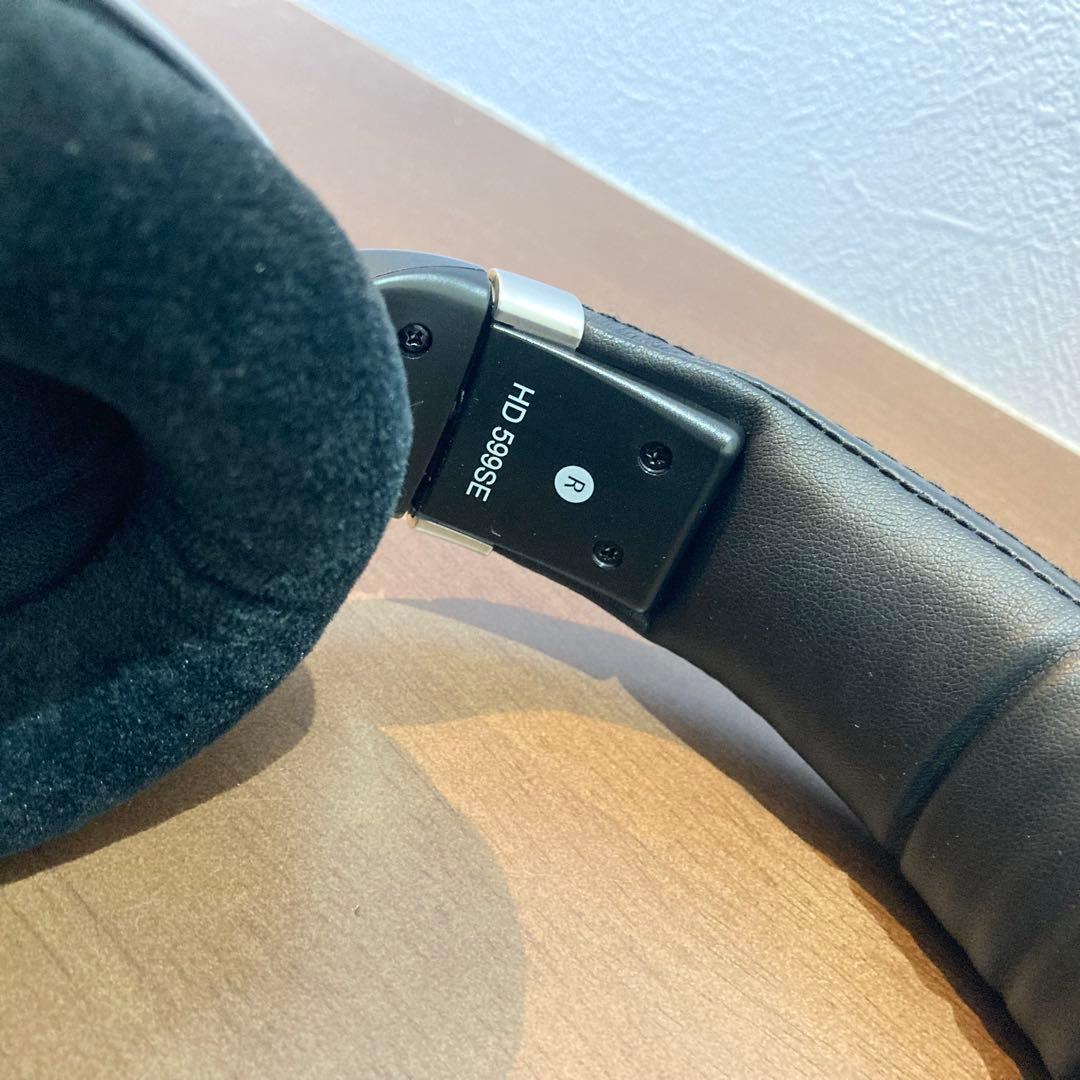 ★美品★ Sennheiser ヘッドホン 有線 HD 599SE ブラック