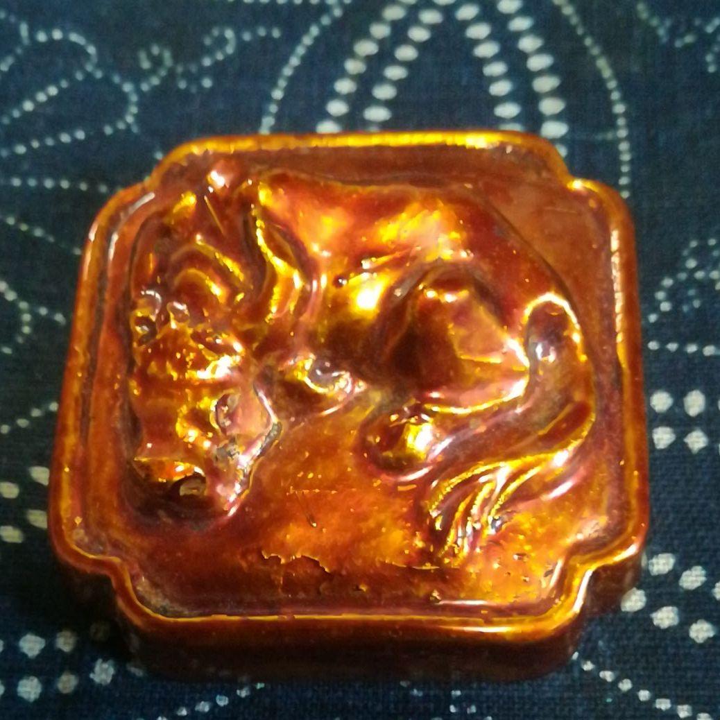 永楽善五郎　保全作　白檀牛香合