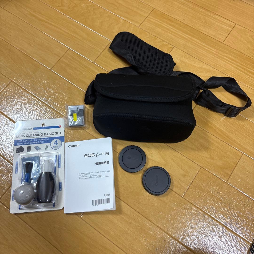 Canon EOS Kiss M ホワイト 標準ズームレンズ付き