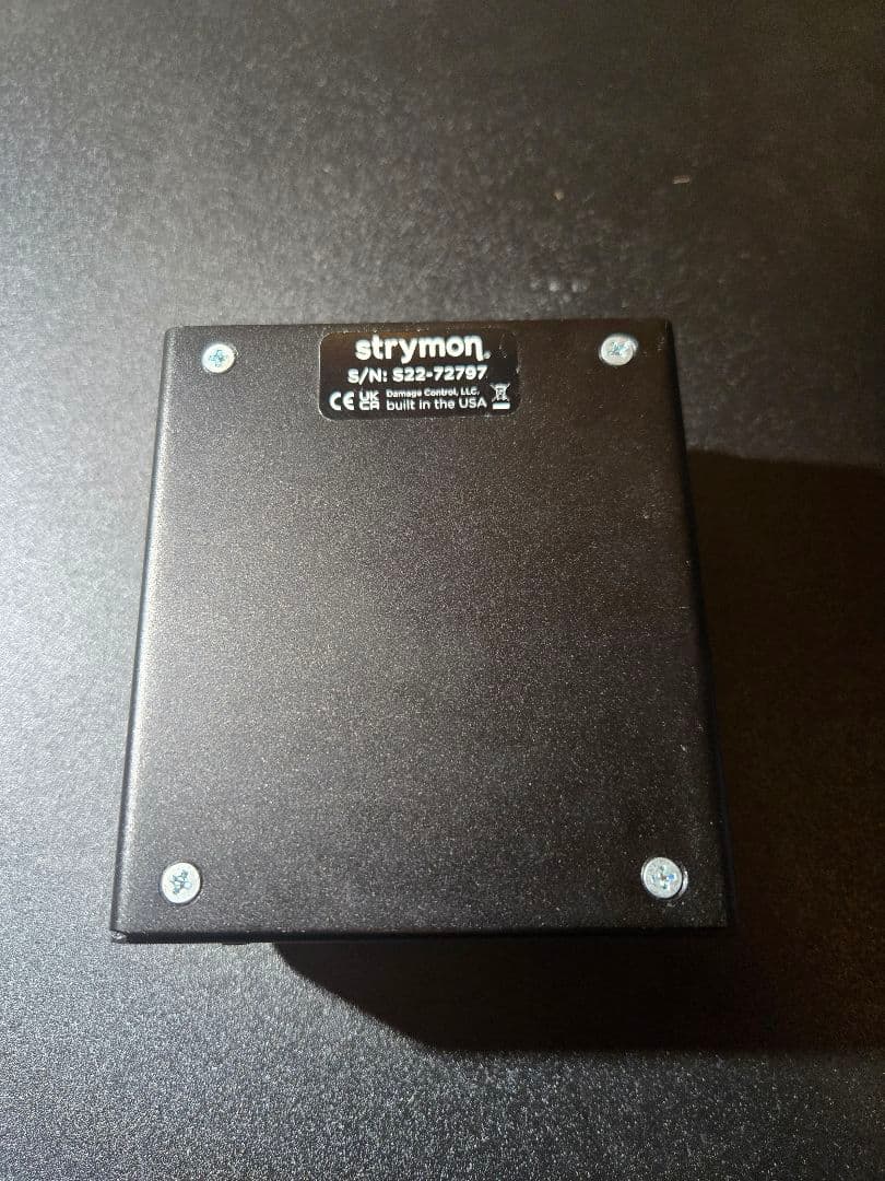 【中古美品！】strymon IRIDIUM
