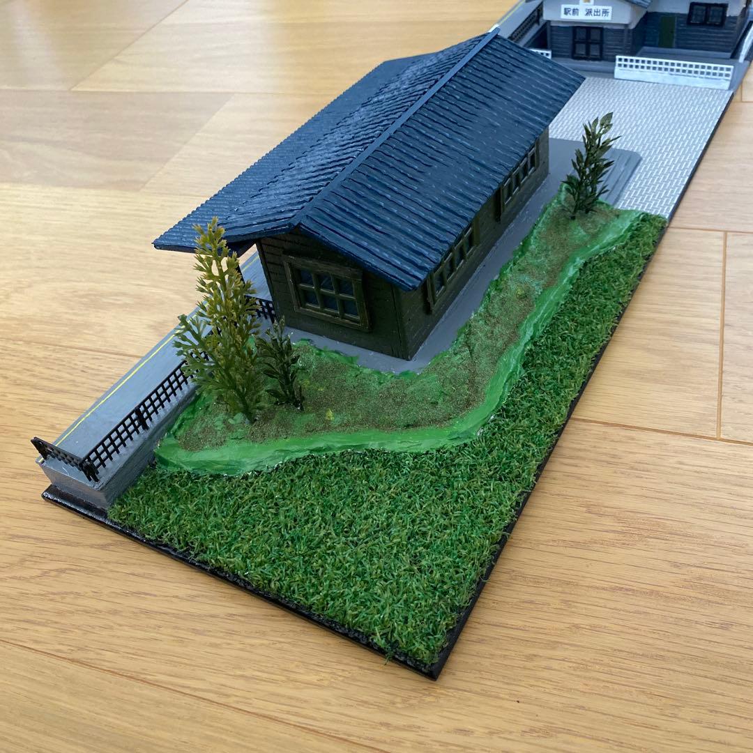 HOゲージ　ローカル駅と駅前ジオラマセット