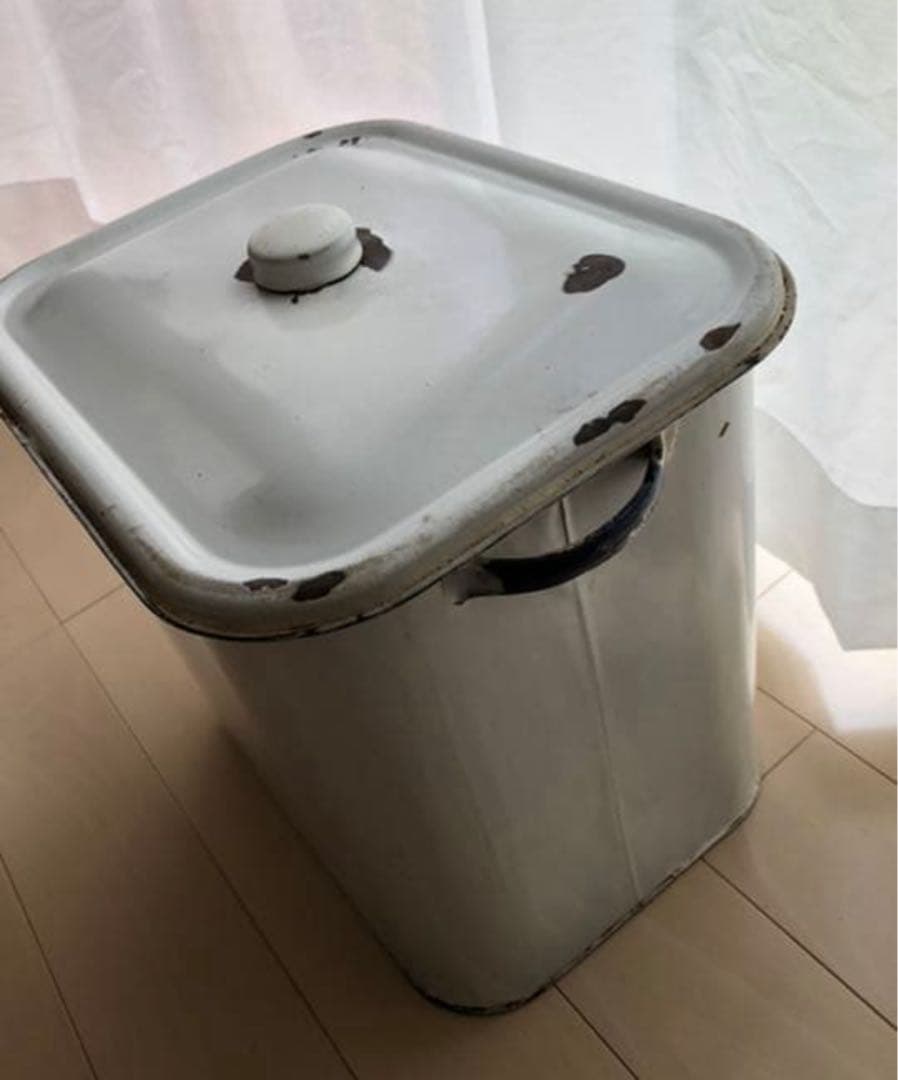 こぶぶ アンティーク　無地　ホーロー缶　希少