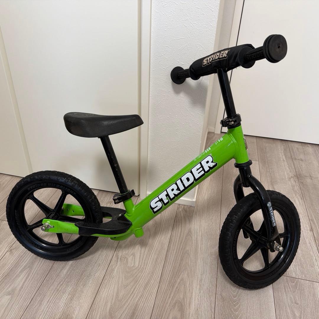STRIDER スポーツモデルグリーン 12インチ　バッグ付き