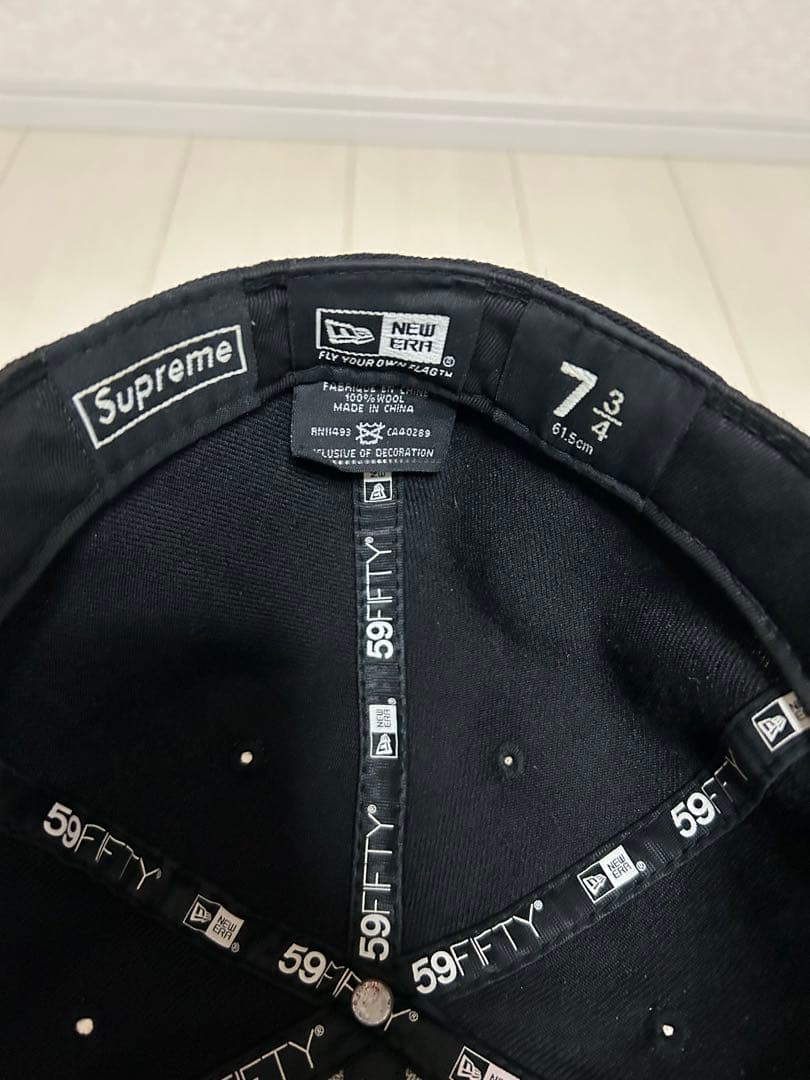 レア　初期　supreme New Era 黒キャップ World Famous