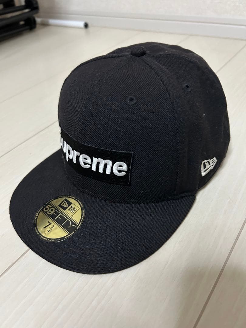 レア　初期　supreme New Era 黒キャップ World Famous