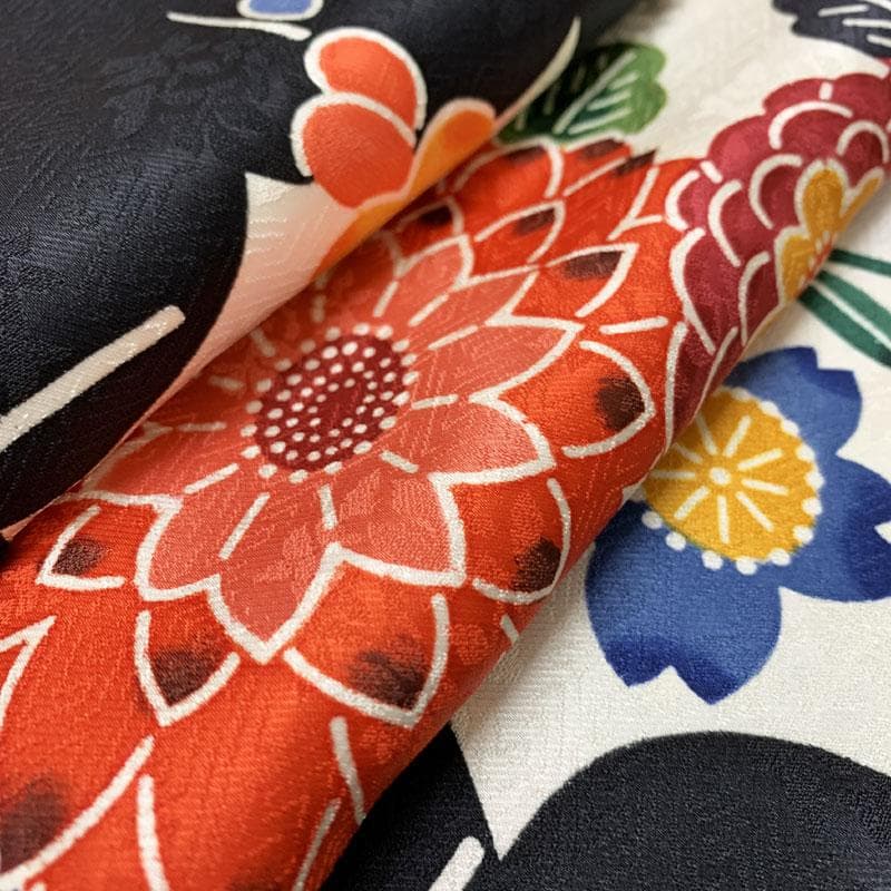 507z14☆紅型振袖 作家物 地紋 古典柄 ホワイト×黒☆美品 成人式 結婚式