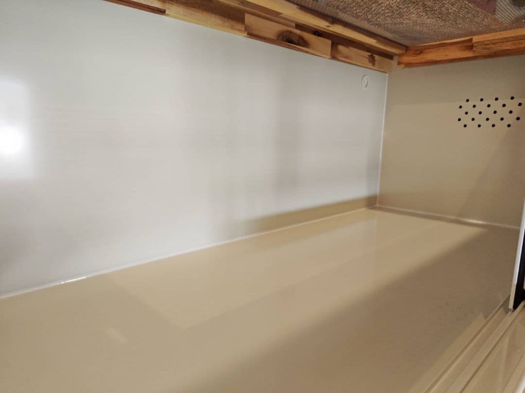 爬虫類ケージ　アルミサッシ