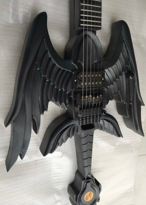エレキ エレキギター　ギター　ブラック　勇者　勇者の剣　剣　黒　マッドブラック