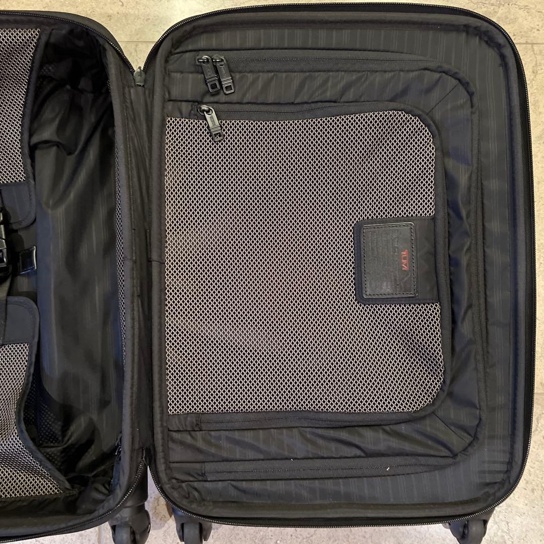 トゥミ/TUMI スーツケース　イニシャル入り