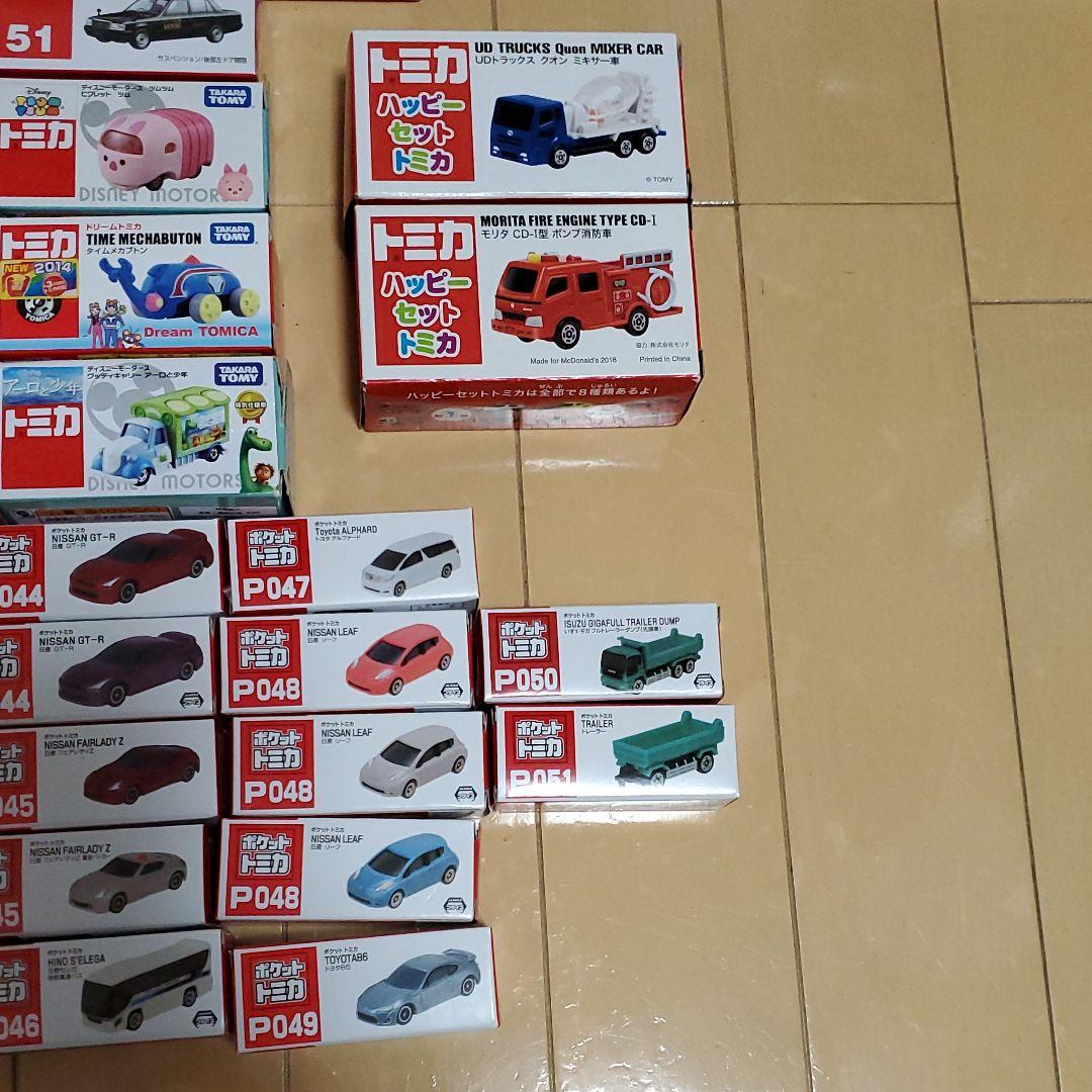 トミカまとめ売り59+2個+追加1個+追加1個=63個