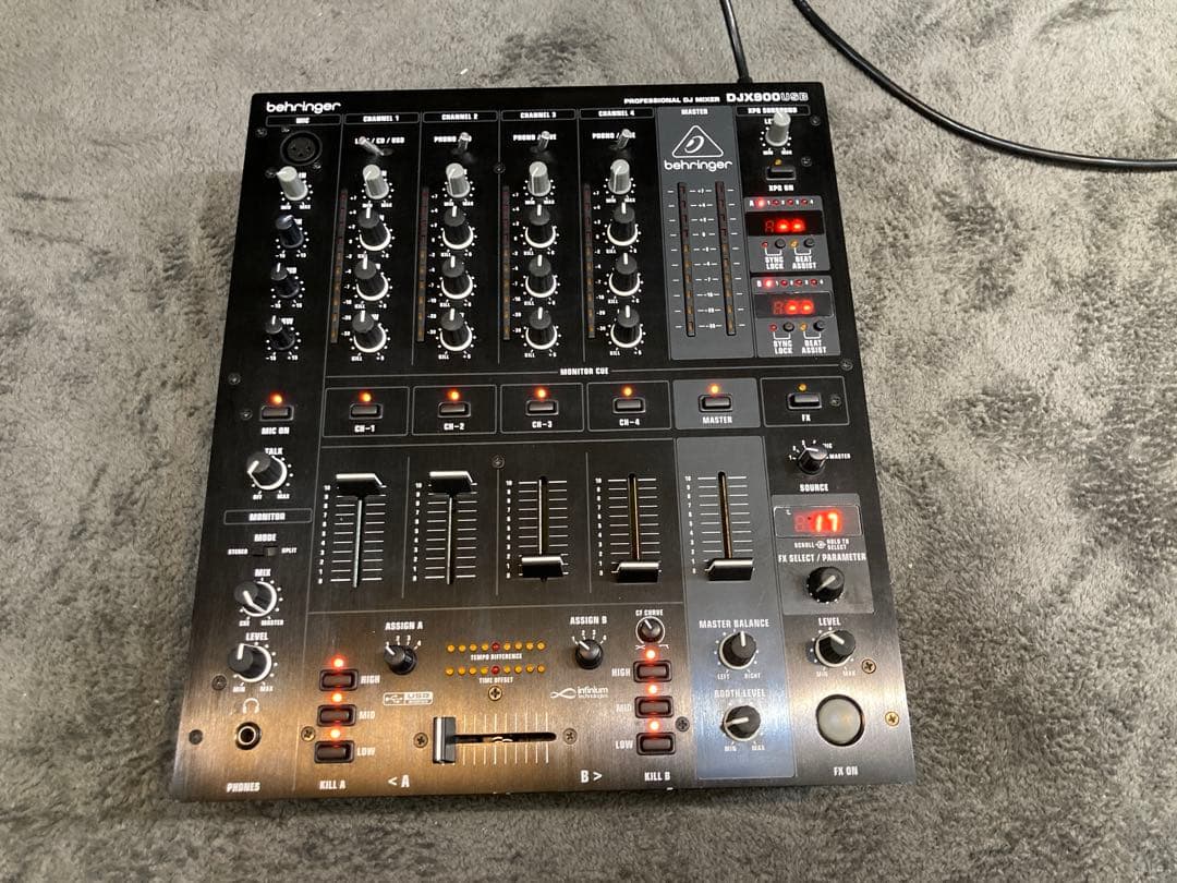 Behringer DJミキサー DJX900USB