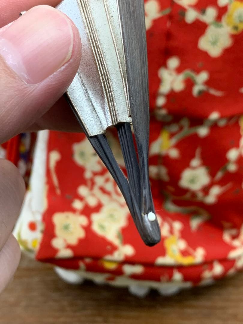 市松人形 赤色の着物 約42cmガラスケース入り約57cm