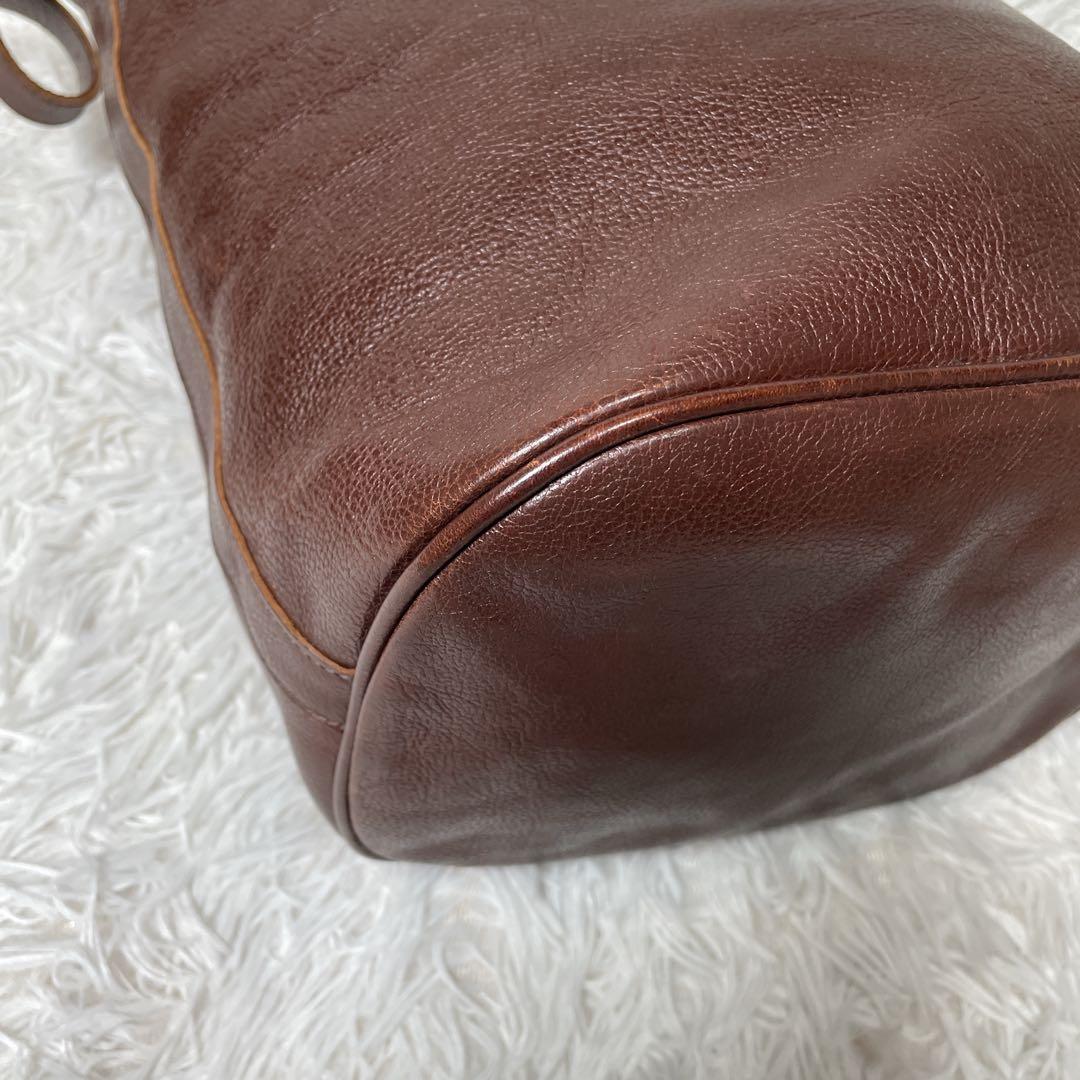 イルビゾンテ　ショルダーバッグ　ダークブラウン　シボ革　ユニセックス