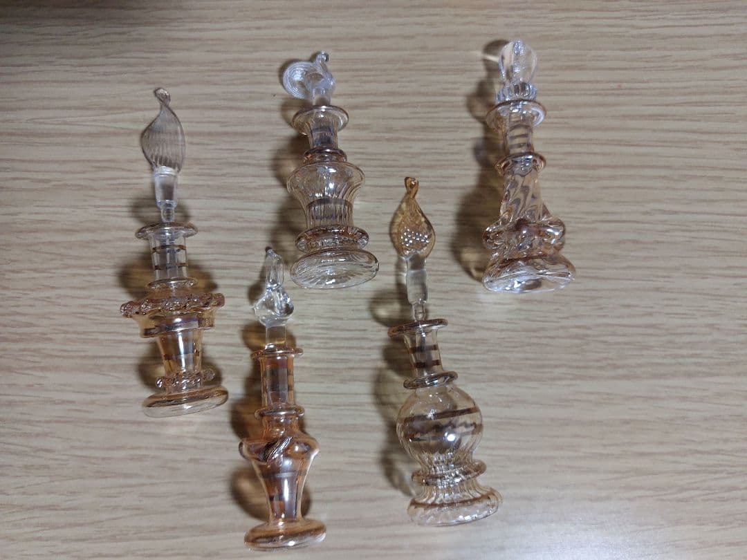 即購入可　エジプト　香水瓶　ガラス瓶　78点　セット　まとめ売り