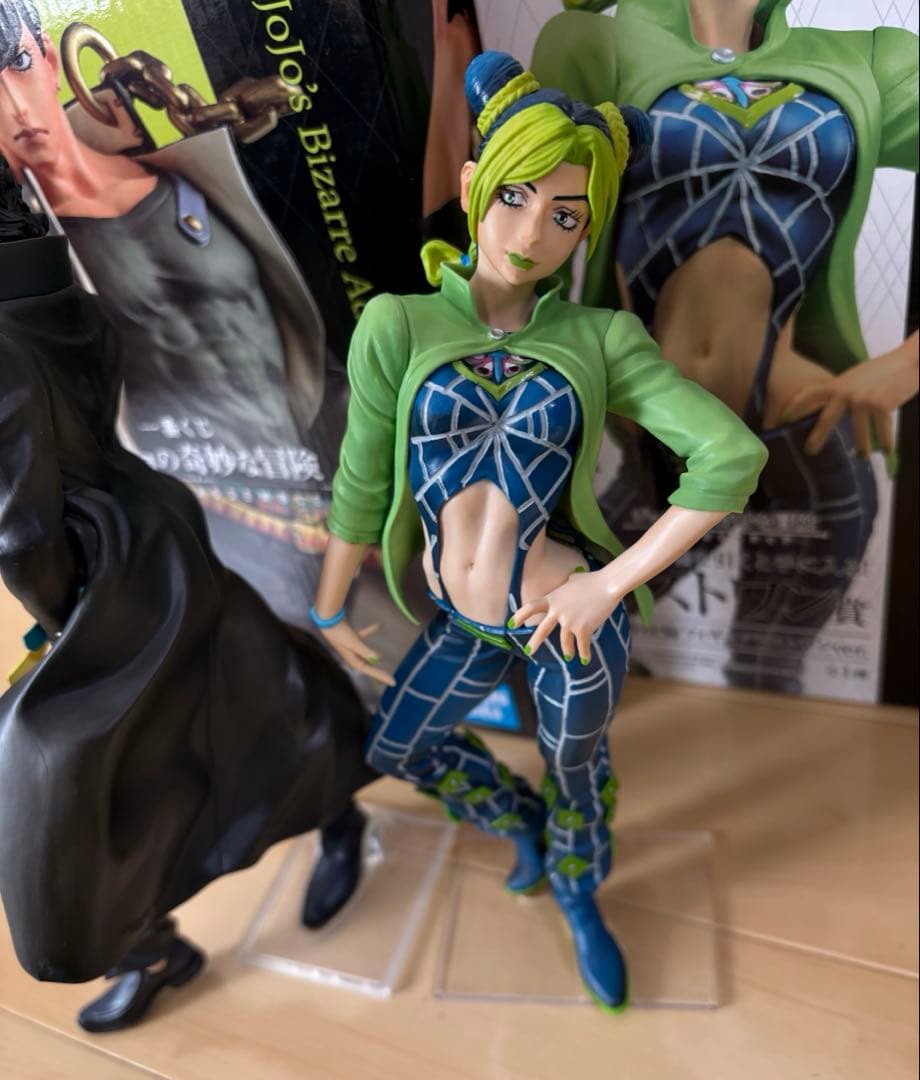 ジョジョの奇妙な冒険 一番くじ 承太郎 徐凛 2体セット