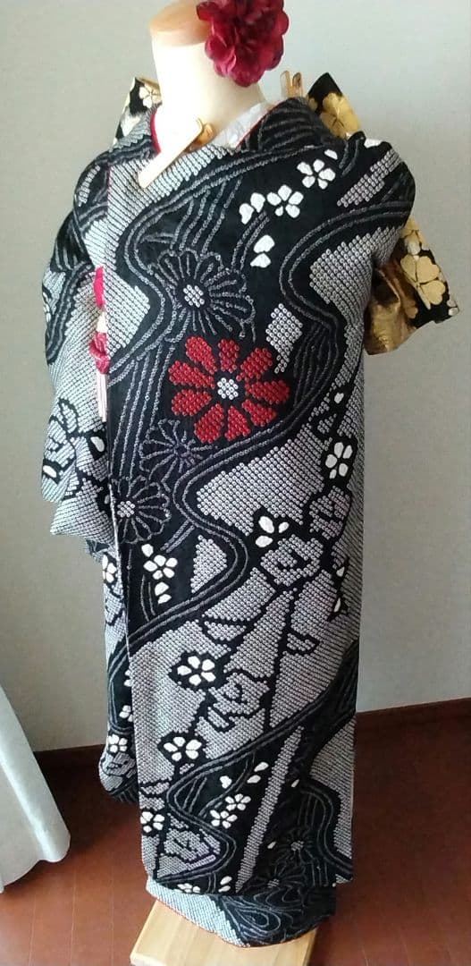 ☆199様　329.黒の総絞り　振袖7点セット　正絹　フルセット　成人式