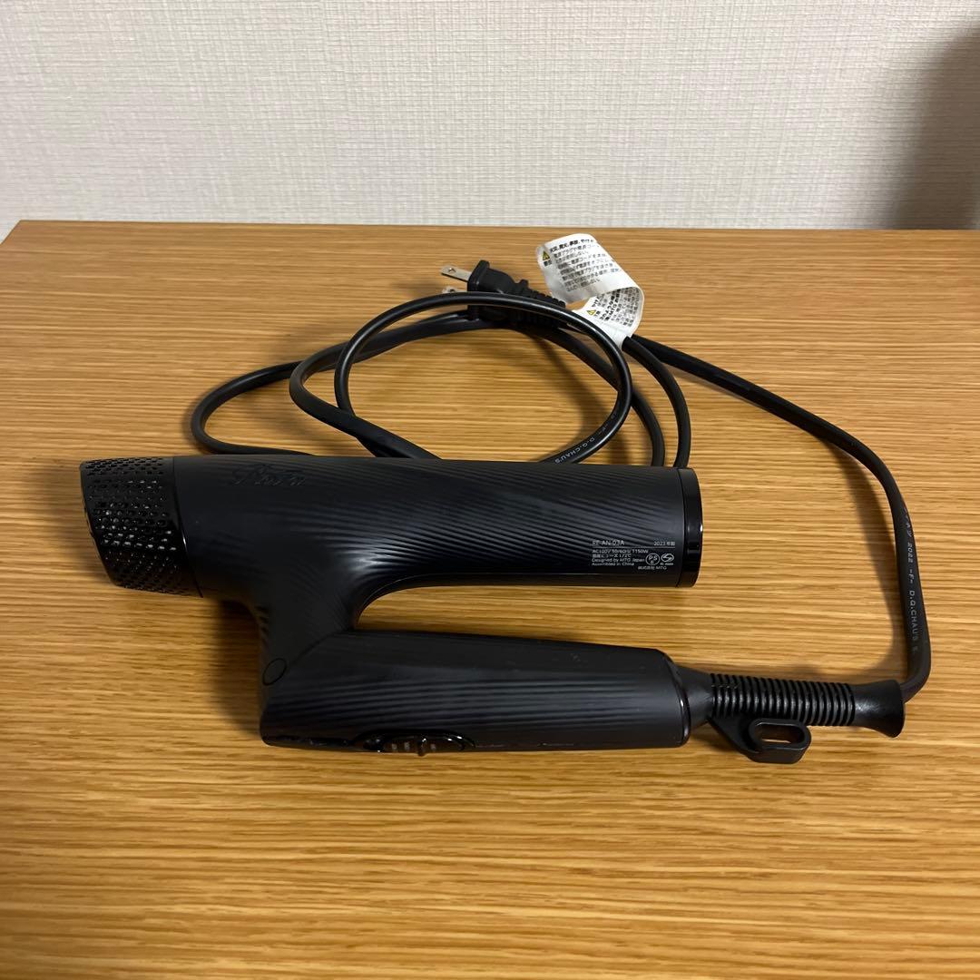 ジャンク品］リファビューテック ドライヤースマート　ブラック