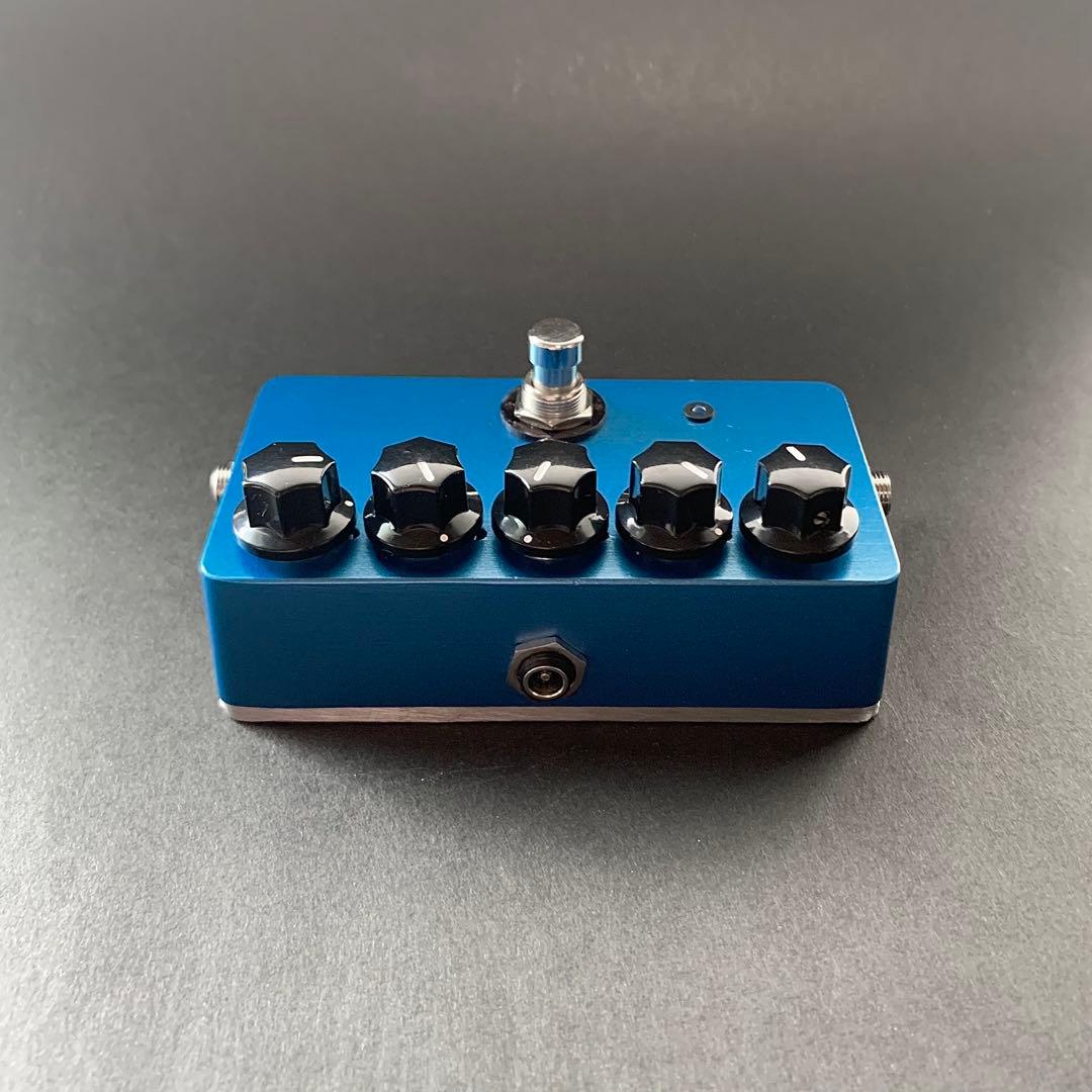 Fuzz Factory clone...メタリックブルー