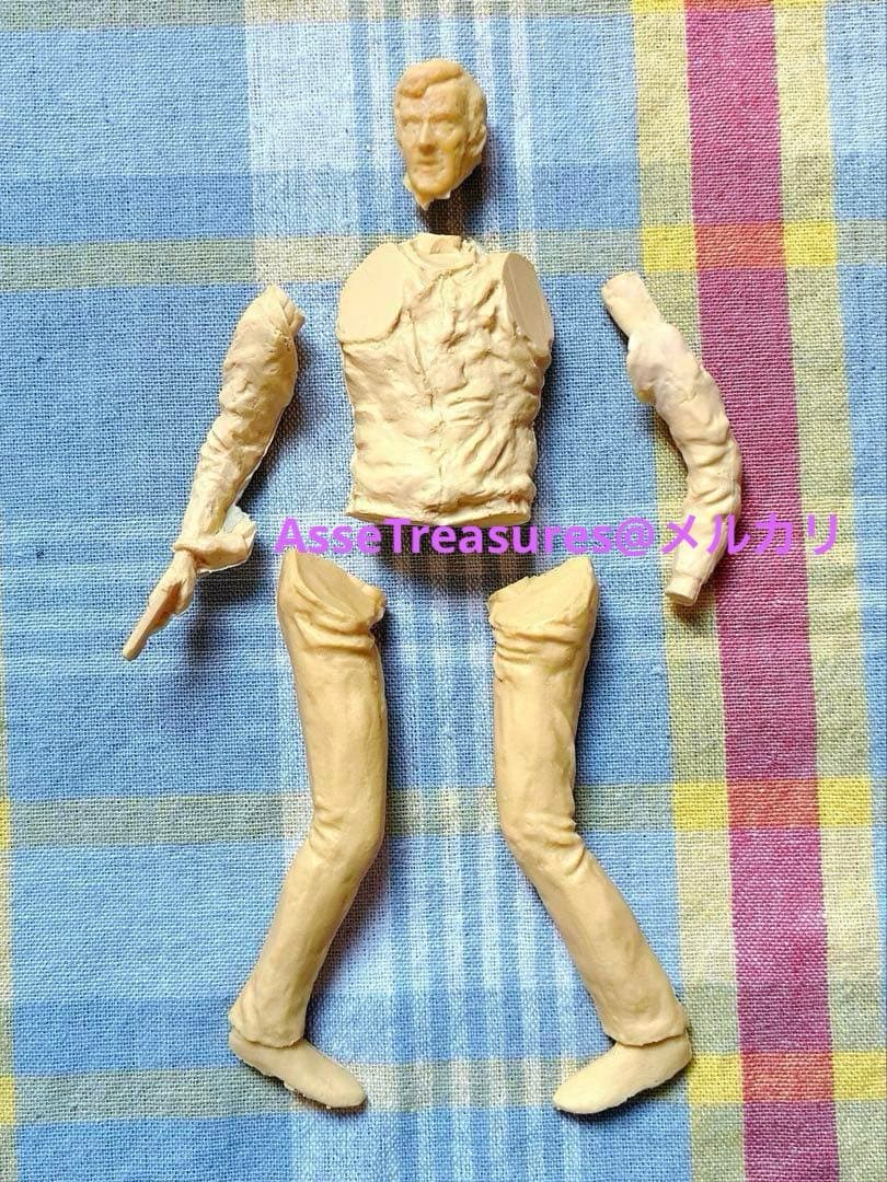 ヴィンテージ 007 ジェームズ・ボンド (故ロジャー・ムーア) ガレージキット