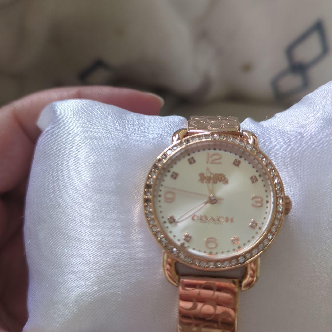 COACHレディース腕時計【未使用に近い】