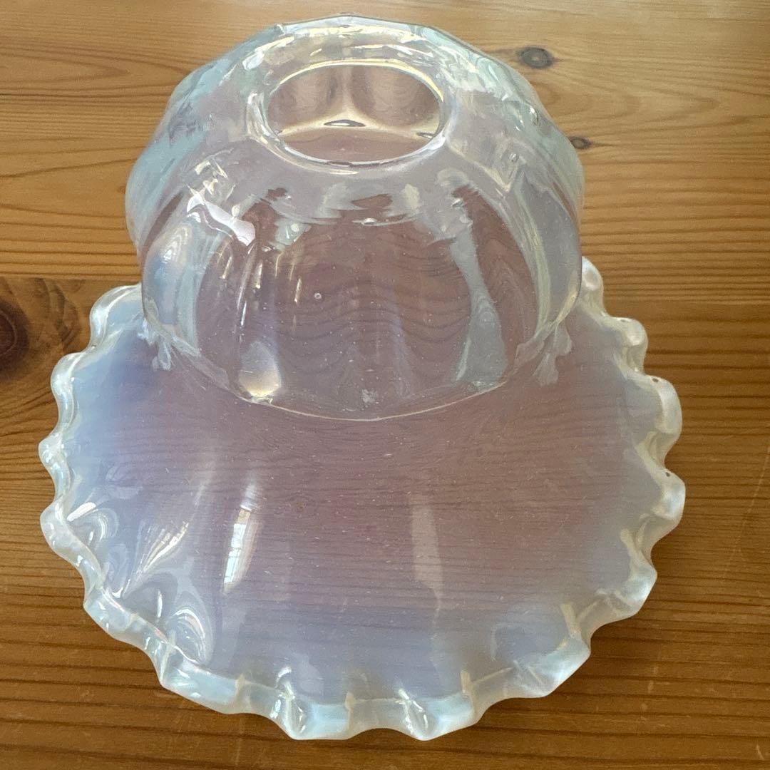 フランスアンティーク　オパールセント　ランプシェード