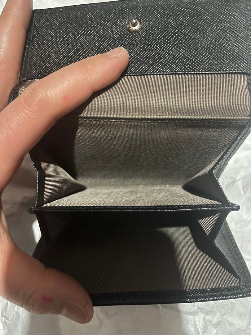 【美品】BURBERRY バーバリー　ブラック二つ折り財布