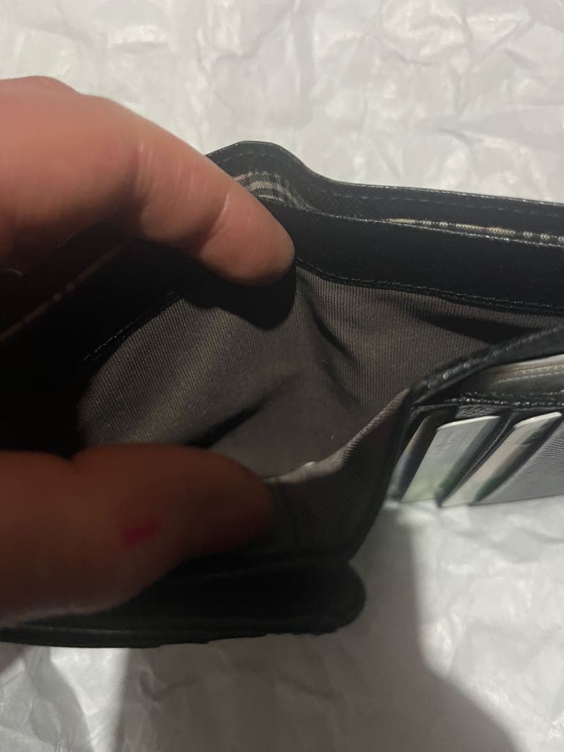 【美品】BURBERRY バーバリー　ブラック二つ折り財布