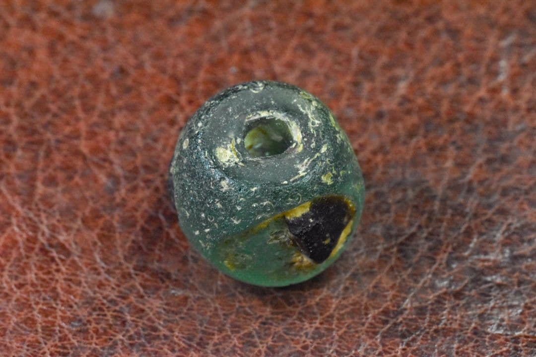 アフガニスタン産イスラムグリーンアイビーズ