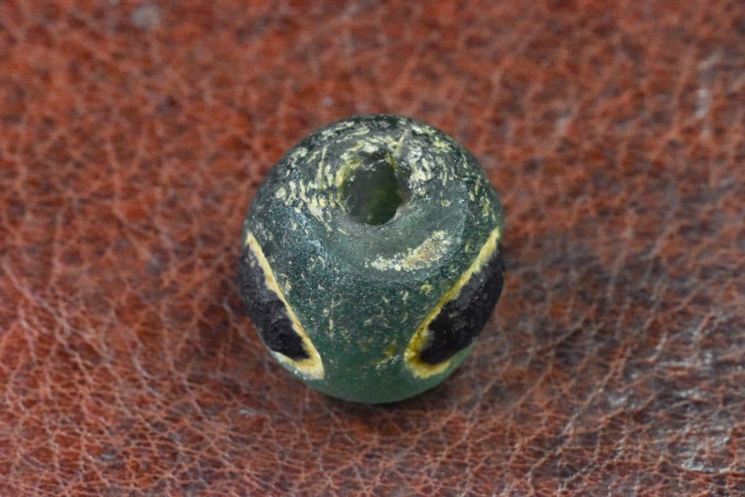 アフガニスタン産イスラムグリーンアイビーズ