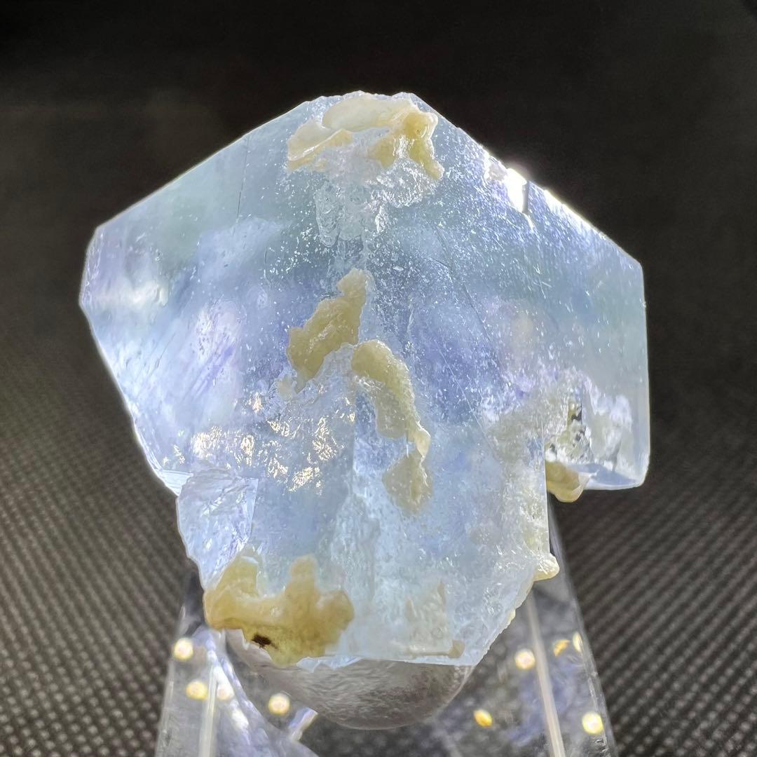 ヤオガンシャン産　クリアフローライト　パープルファントム、ドロマイト内包