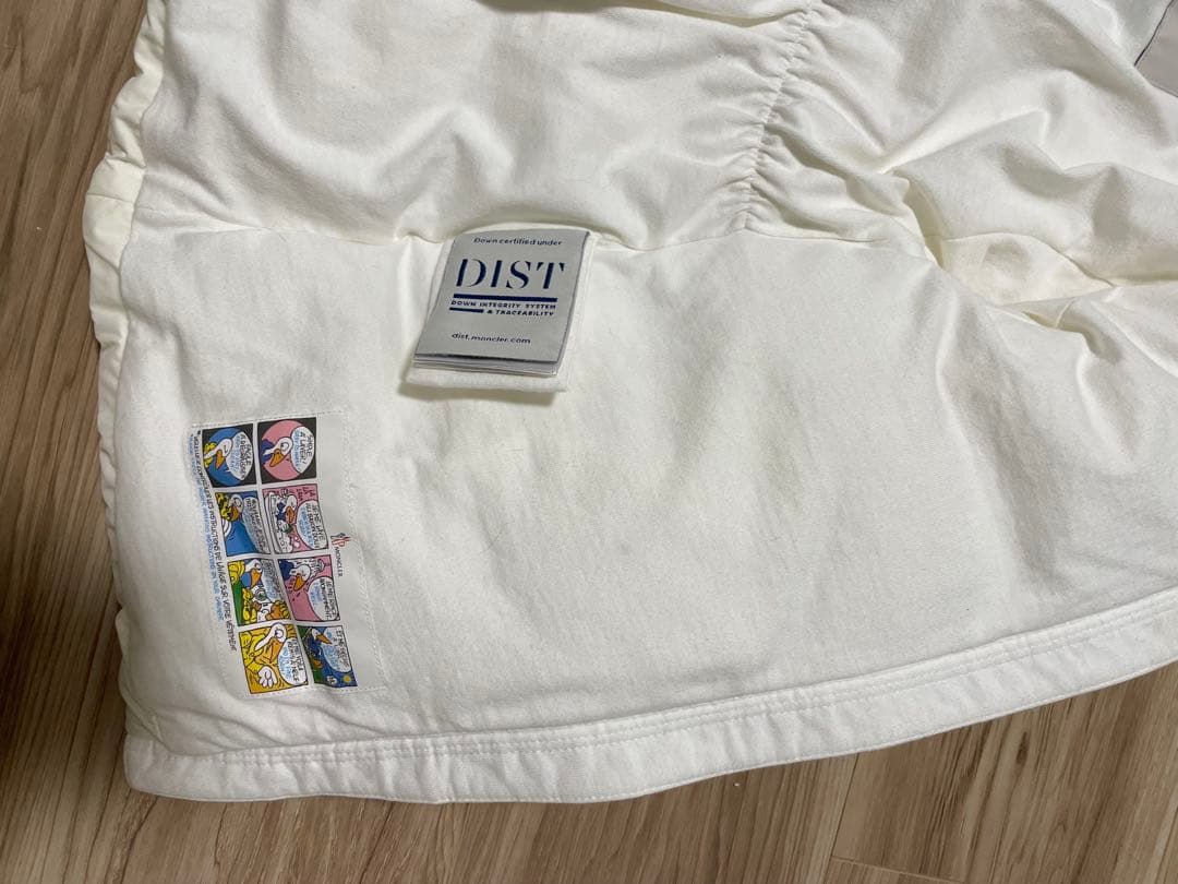 Xmasセール✨【モンクレール】白　キッズダウン　80cm