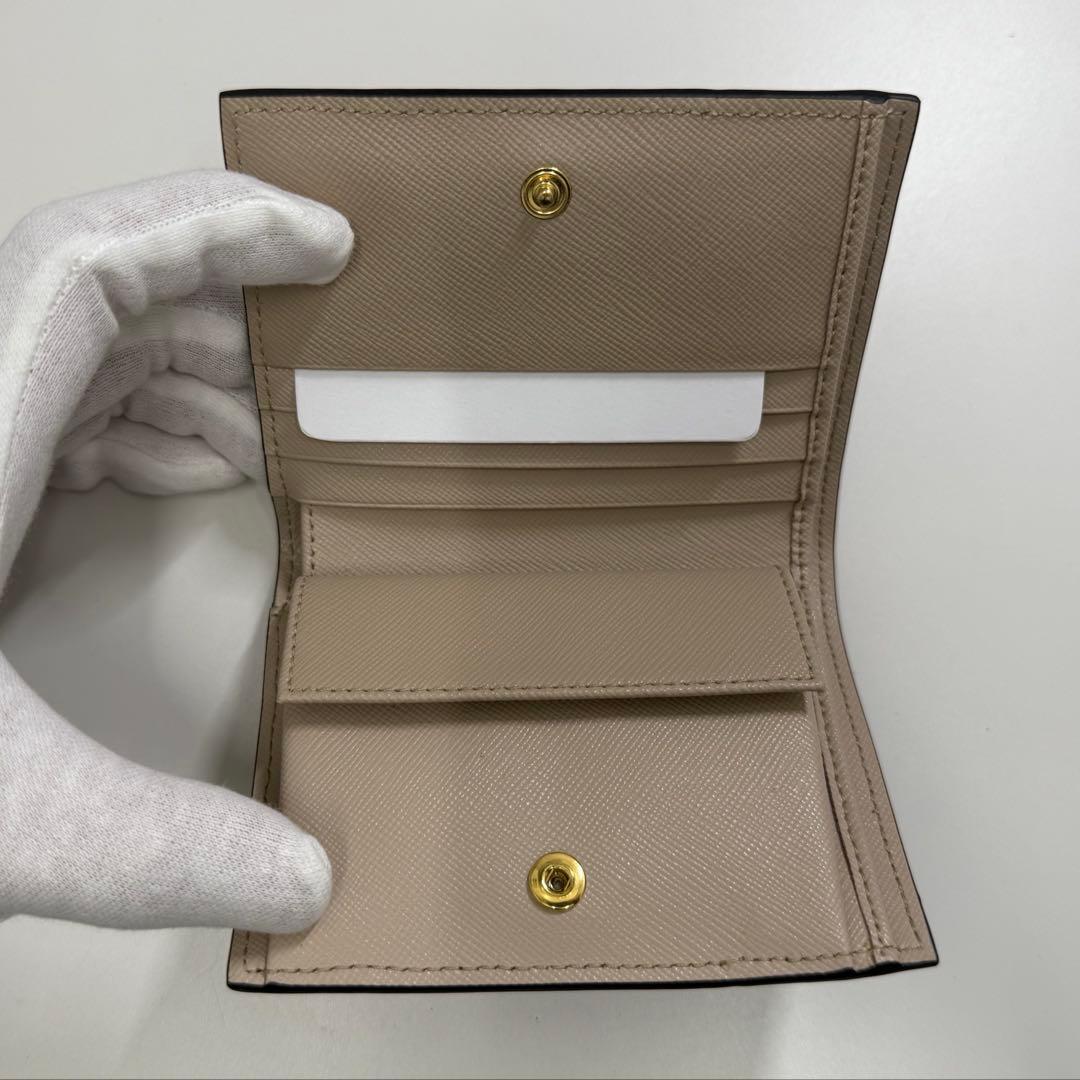 マルニ MARNI 二つ折り財布 未使用品