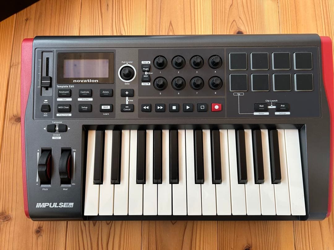 Novation IMPULSE 25 MIDIキーボード