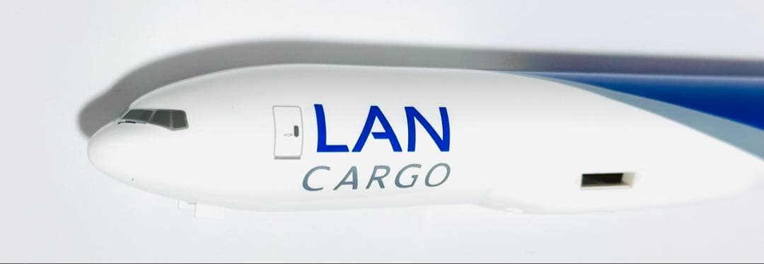 航空機・ヘリコプター hogan wings 1/200 B777-200 LAN CARGO