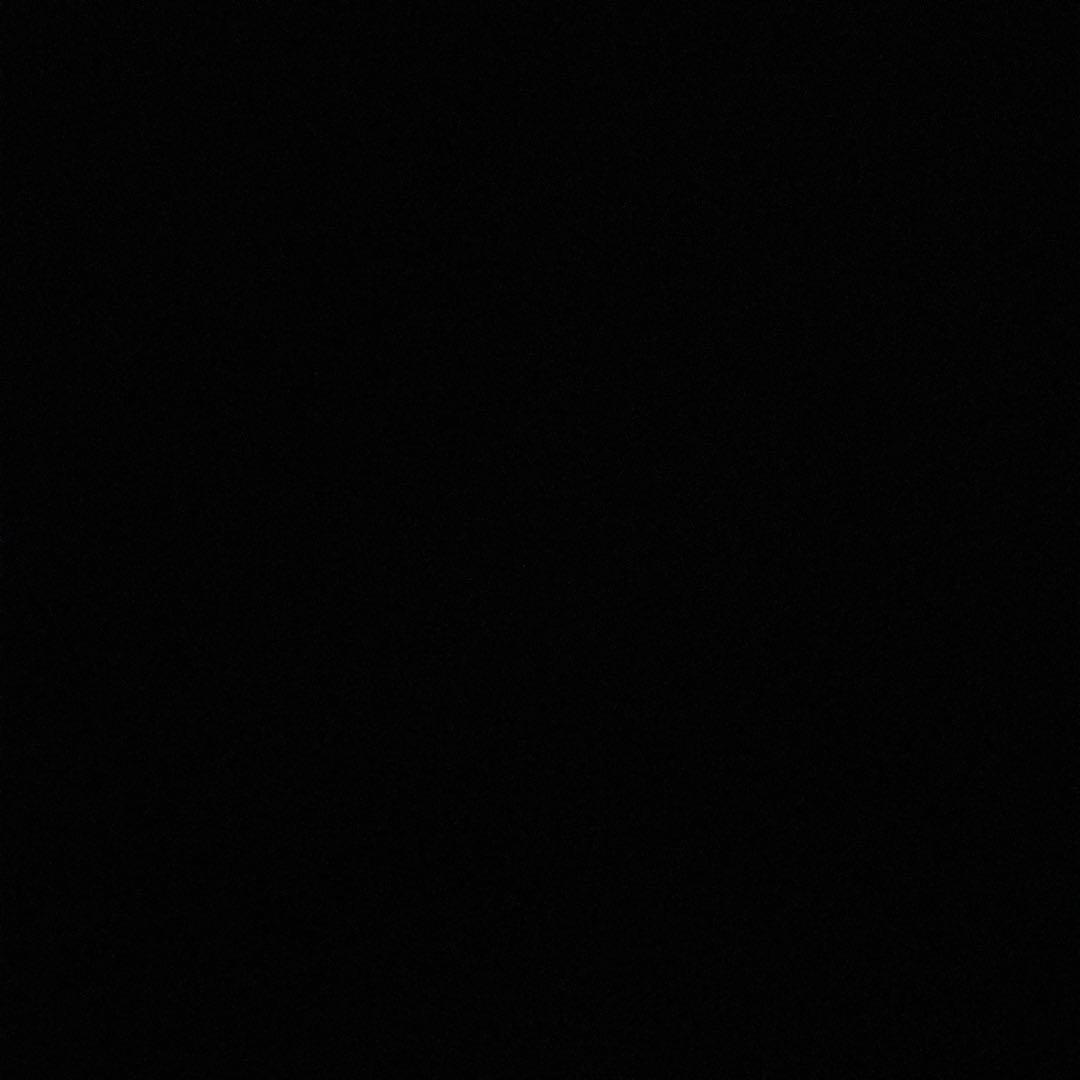 携帯電話本体 ioou