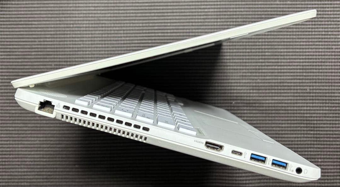 LIFEBOOK AH50/D2 i7-7700 SSD240GBメモリー8GB