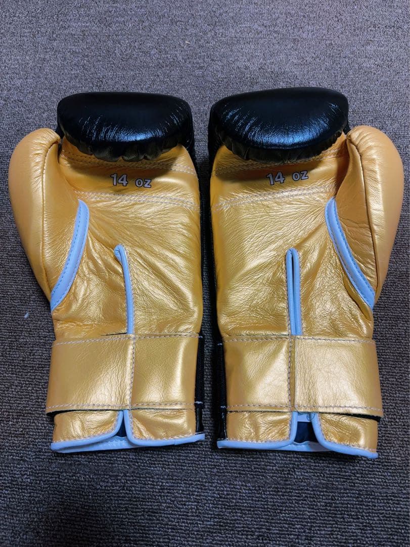 Winning rsc products ボクシンググローブ 14 oz 黒/金