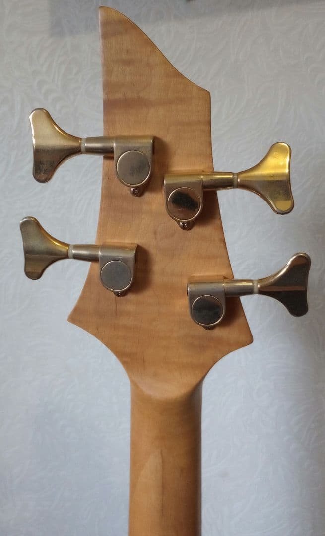 Grassroots　エレキベース