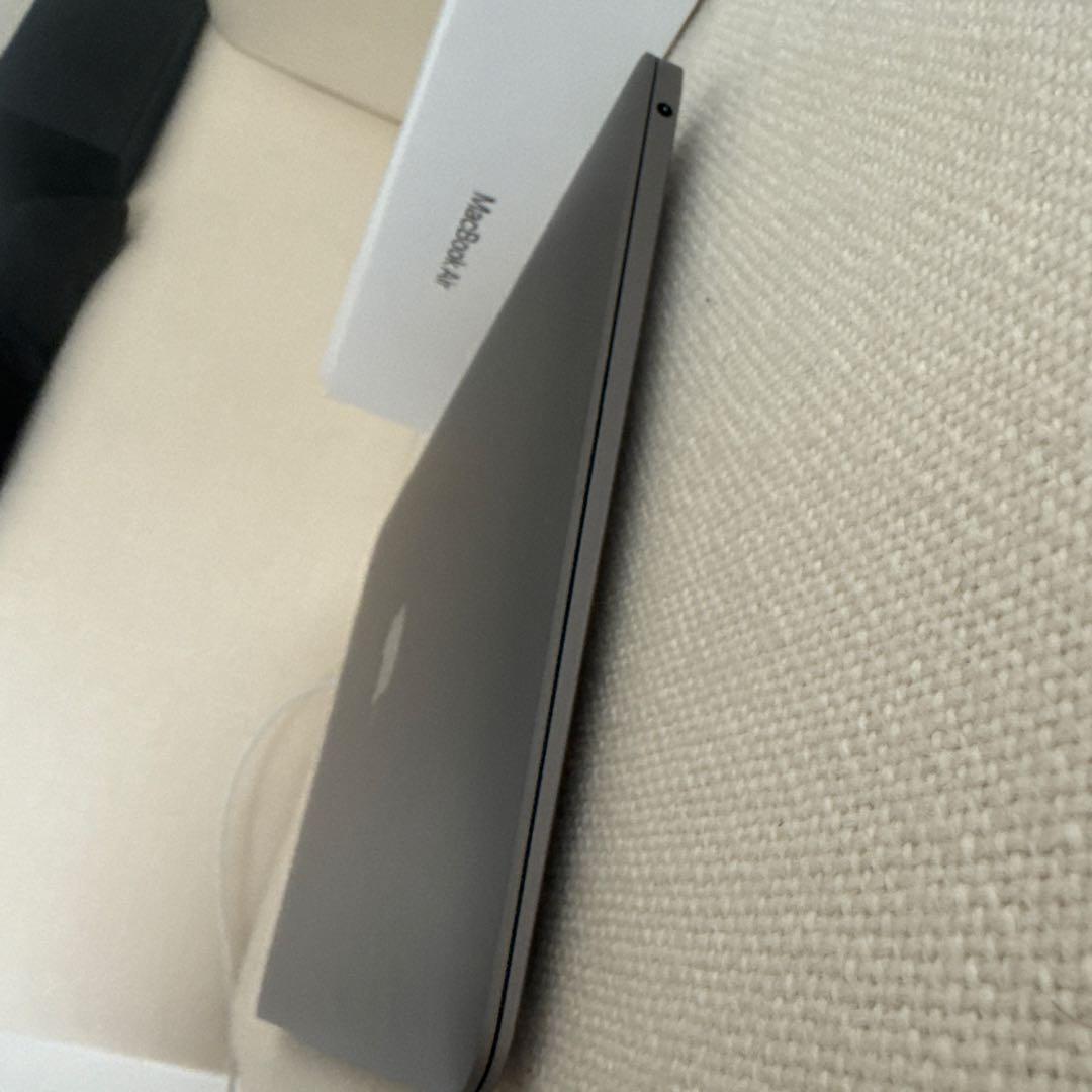 12.24まで MacBook Air スペースグレー 未使用 13インチ　M1